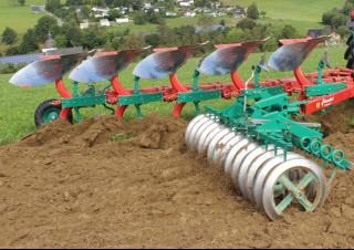 Charrue Kverneland EG 85/300