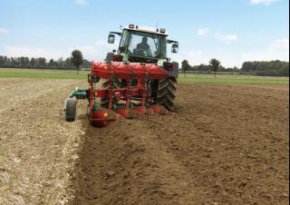 Charrue Kverneland LB 100/300