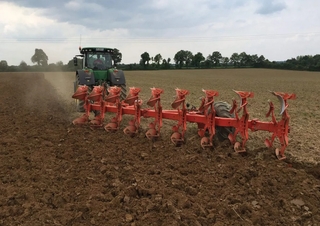 Charrue Kuhn Multi-Leader XT 9 NSH