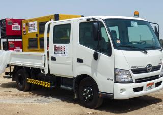 Camions Chassis Hino 300 917 CREW 4x2