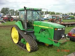 Tracteurs à chenilles John Deere 8400 T