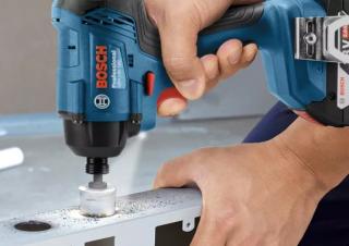 Outils électriques sans fil Clés et tournevis à chocs sans fil Bosch GDR 18V-160