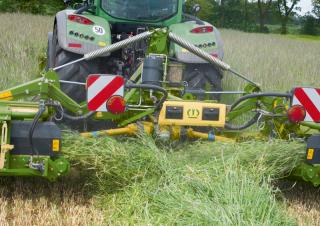 Faucheuses-conditionneuses à disques rotatifs Krone EasyCut B 870 CR Collect 