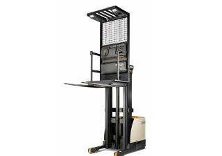 Préparateurs de commandes Crown SP 4000-30