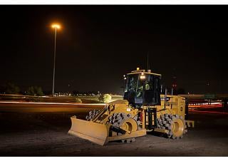 Compacteur de déchets Caterpillar 815K
