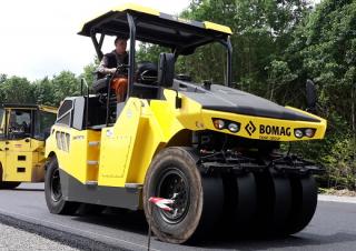 Rouleaux Rouleaux sur pneus Bomag BW 28 RH