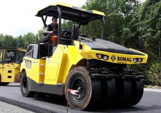 Rouleaux Rouleaux sur pneus Bomag BW 28 RH