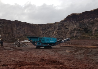 Concasseurs mobiles Powerscreen Metrotrak