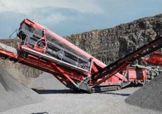 Installation de criblage mobile Terex-Finlay 693+ Spaleck