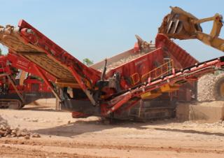 Installation de criblage mobile Terex-Finlay 893