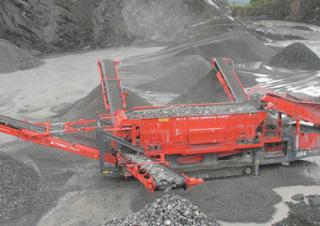 Installation de criblage mobile Terex-Finlay 984