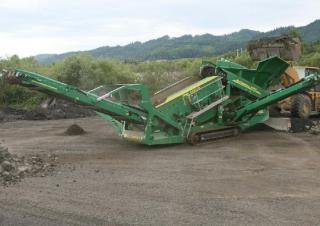 Installation de criblage mobile McCloskey R155