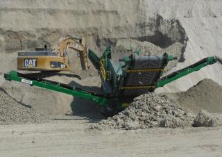 Installation de criblage mobile McCloskey R230