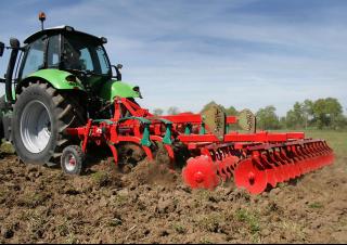 Cultivateurs Kverneland CLC Evo 400 F