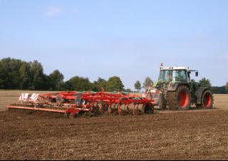 Cultivateurs Kverneland CTC 620 