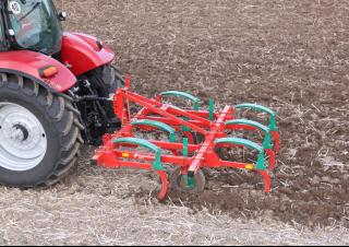 Cultivateurs Kverneland CLG II