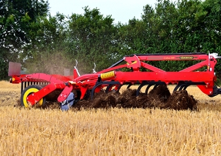 Cultivateurs Väderstad Cultus 300