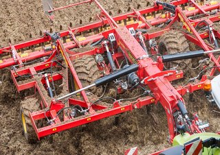 Cultivateurs Väderstad Opus 600