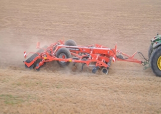 Cultivateurs Kuhn Performer 4000 NSH