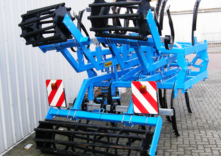 Cultivateurs Bremer Quatre 23 VH