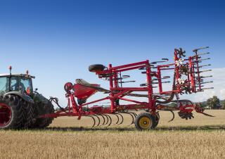 Cultivateurs Väderstad Swift 640