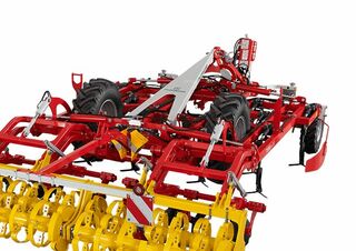 Cultivateurs Pöttinger Terria 4030