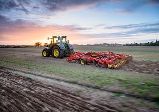 Cultivateurs Väderstad TopDown 600