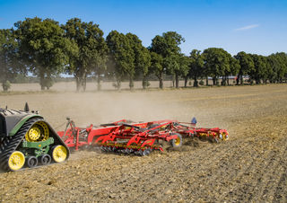 Cultivateurs Väderstad TopDown 700