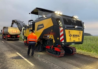 Découpeuse de chaussée Bomag BM 2000/65