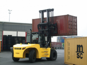 Chariots élevateurs frontaux diesel Hyster H30XM 12