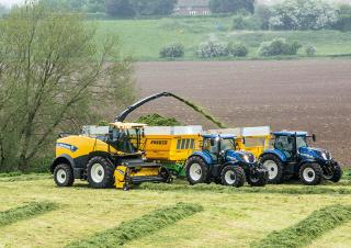 Ensileuses - traction 4 roues New Holland FR 550 