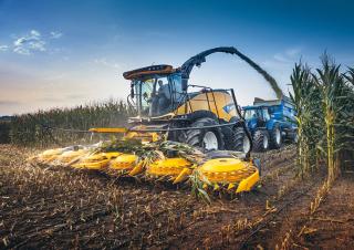Ensileuses - traction 4 roues New Holland FR 780 