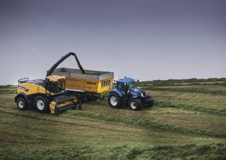 Ensileuses - traction 4 roues New Holland FR 550