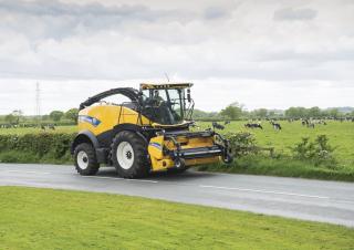 Ensileuses - traction 4 roues New Holland FR 550