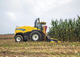 Ensileuses - traction 4 roues New Holland FR 850