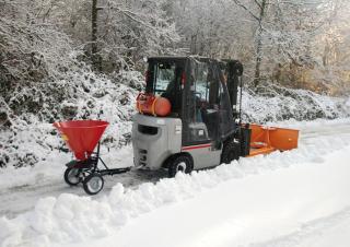 Équipement maintenance  hivernal Épandeur Épandeur  montables Bauer STW