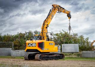 Excavatrice sur chenilles JCB 150X LC
