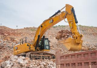 Excavatrice sur chenilles Caterpillar 350