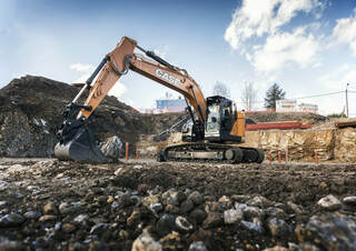 Excavatrice sur chenilles Case CX245D SR