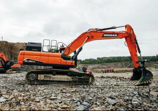 Excavatrice sur chenilles Doosan DX380LC-7