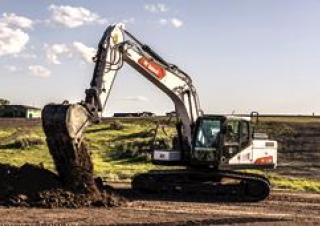 Excavatrice sur chenilles Bobcat E165