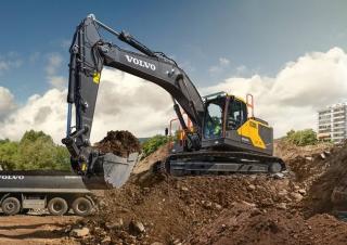Excavatrice sur chenilles Volvo EC300ERL