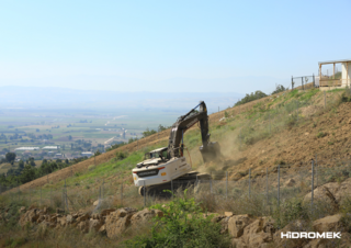 Excavatrice sur chenilles Hidromek HMK 310 LC