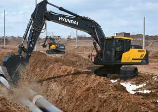Excavatrice sur chenilles Hyundai HX210AL