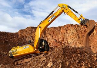 Excavatrice sur chenilles JCB JS300 LC