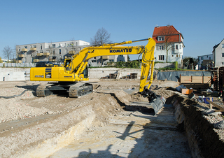Excavatrice sur chenilles Komatsu PC290LCi-11E0