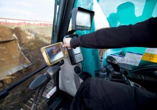 Excavatrice sur chenilles Kobelco SK 260 LC 10E