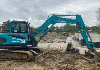 Excavatrice sur chenilles Sunward SWE90UF