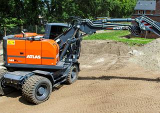 Excavatrice sur pneus Atlas 165 W
