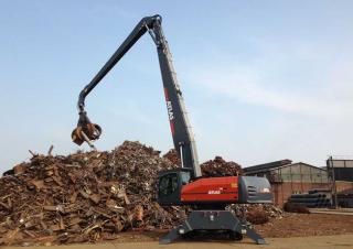 Excavatrice sur pneus Atlas 520 MH